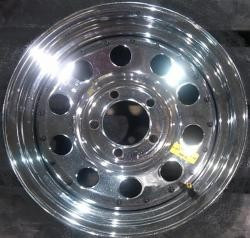 14"x6", 5 lug on 4.5" bolt pattern, chrome modular wheel