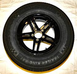 TKADST205/75R15D ON BLK SIDEWINDER